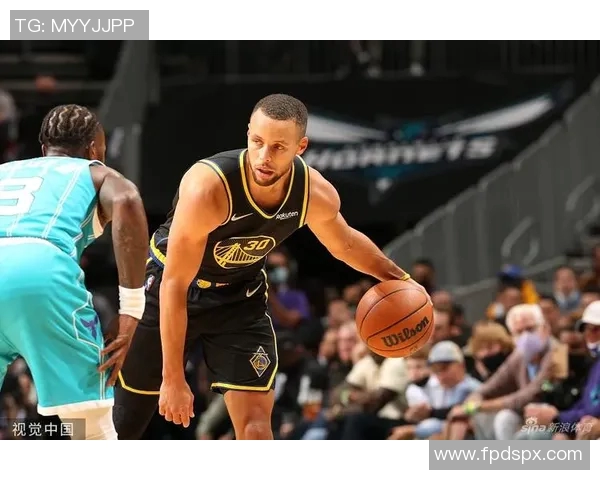 勇士队与黄蜂的激烈对决展现篮球魅力与团队精神的巅峰时刻